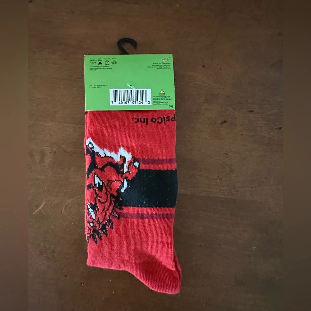 🌵3/$15 Mtn Dew Cod Red crew socks ( see description)